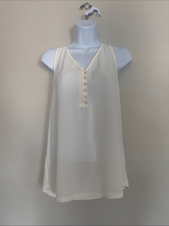 Express Tops - Express Cream V-Neck Sleeveless Top